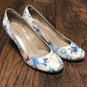Blue Watercolor Floral Pumps
